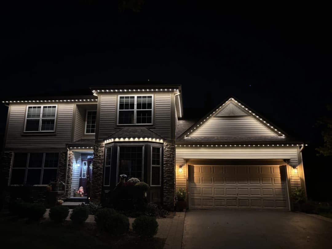 Two-Story White Outline